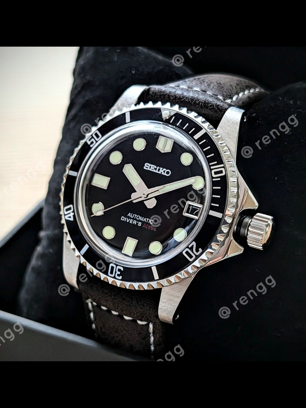 Easy Read 39mm Black Seiko Automatic Diver's Mod Watch Double Dome 24jewels